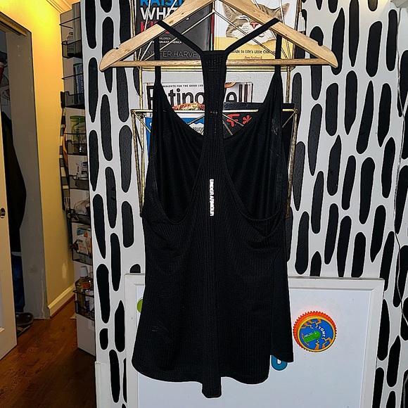 Under Armour - Fly By Racing Back Tank In Black - Picture 8 of 9